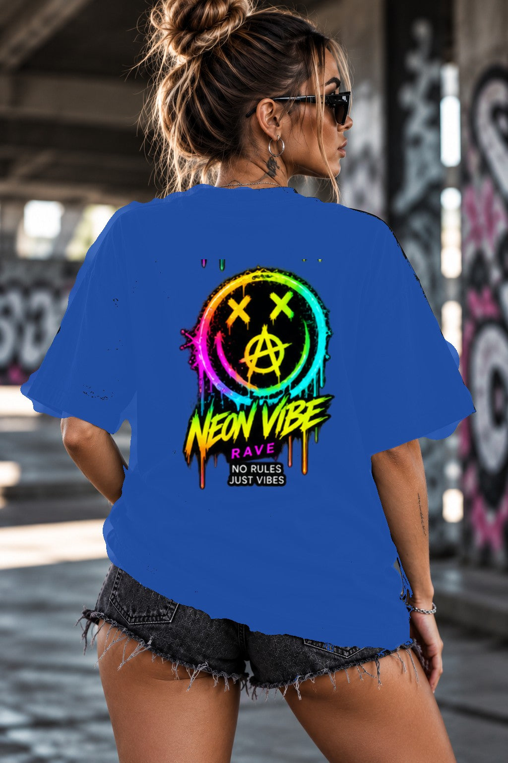 Neon Vibe Damen Oversized T-Shirt – Anarchy Smiley – DTF Backprint in Blau, Größe 5XL
