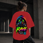 Neon Vibe Damen Oversized T-Shirt – Rave Gasmaske – DTF Backprint in Rot, Größe 5XL