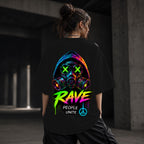 Neon Vibe Damen Oversized T-Shirt – Rave Gasmaske – DTF Backprint in Schwarz, Größe 5XL