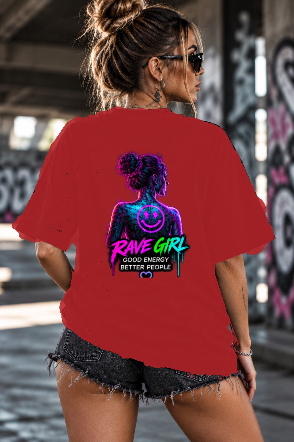 Neon Vibe Damen Oversized T-Shirt – Rave Girl – DTF Backprint in Rot, Größe 5XL