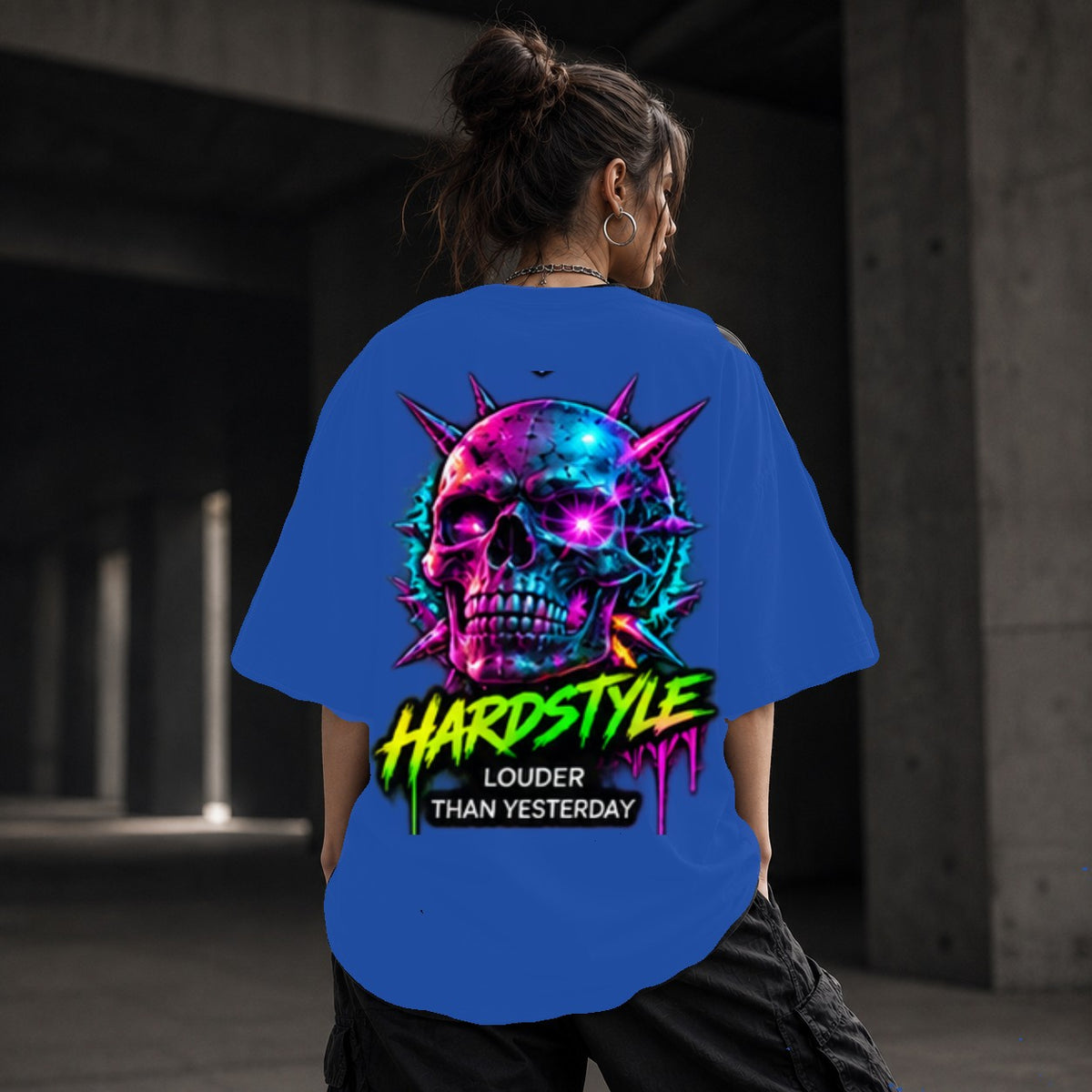 Neon Vibe Damen Oversized T-Shirt – Hardstyle Skull – DTF Backprint in Blau, Größe 5XL