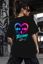 Neon Vibe Damen Oversized T-Shirt – Techno Herz – DTF Backprint in Schwarz, Größe 5XL