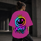 Neon Vibe Damen Oversized T-Shirt – Rave Crown Smiley – DTF Backprint in Pink, Größe 5XL