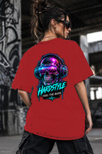 Neon Vibe Damen Oversized T-Shirt – Hardstyle Skull Bass – DTF Backprint in Rot, Größe 5XL