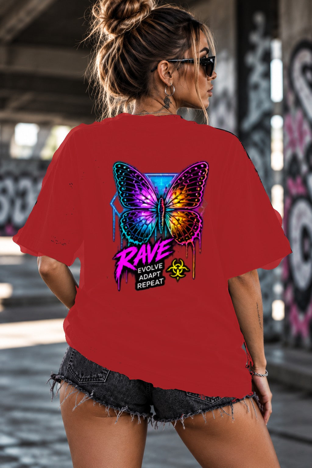 Neon Vibe Damen Oversized T-Shirt – Neon Butterfly – DTF Backprint in Rot, Größe 5XL