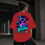 Neon Vibe Damen Oversized T-Shirt – Neon Sanduhr – DTF Backprint in Rot, Größe 5XL