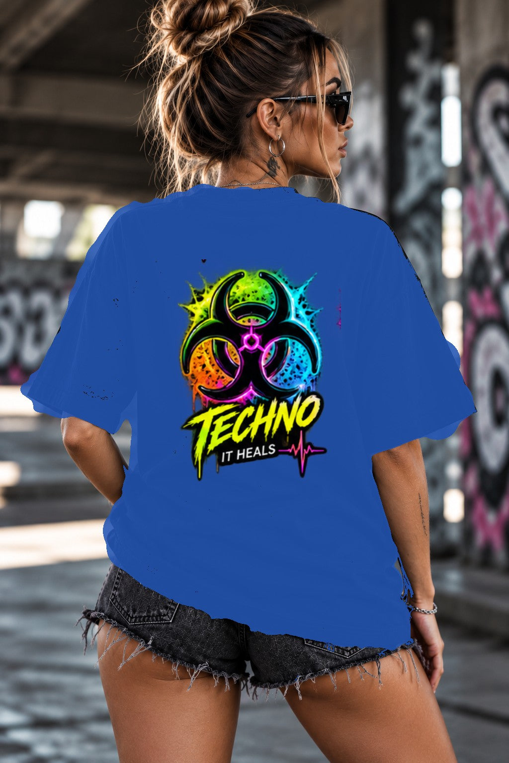 Neon Vibe Damen Oversized T-Shirt – Biohazard Symbol – DTF Backprint in Blau, Größe 5XL