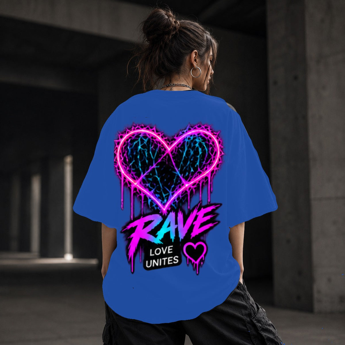 Neon Vibe Damen Oversized T-Shirt – Rave Heart – DTF Backprint in Blau, Größe 5XL