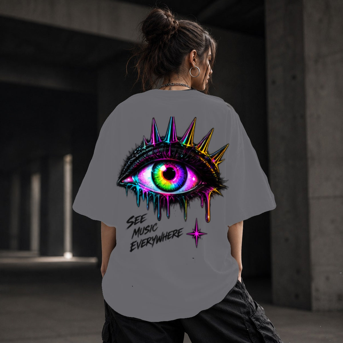 Neon Vibe Damen Oversized T-Shirt – Crowned Eye – DTF Backprint in Grau, Größe 5XL