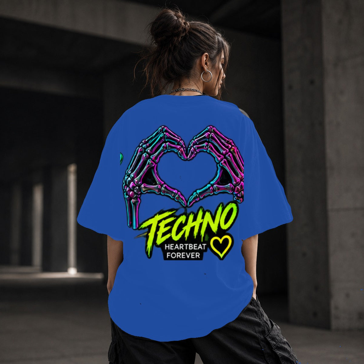 Neon Vibe Damen Oversized T-Shirt – Skeleton Heart – DTF Backprint in Blau, Größe 5XL