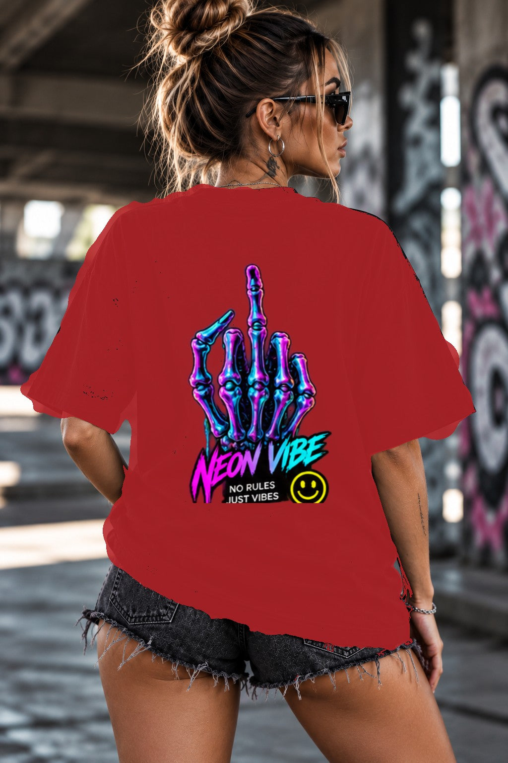 Neon Vibe Damen Oversized T-Shirt – Skeletal Peace Hand – DTF Backprint in Rot, Größe 5XL