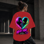 Neon Vibe Damen Oversized T-Shirt – Broken Neon Heart – DTF Backprint in Rot, Größe 5XL