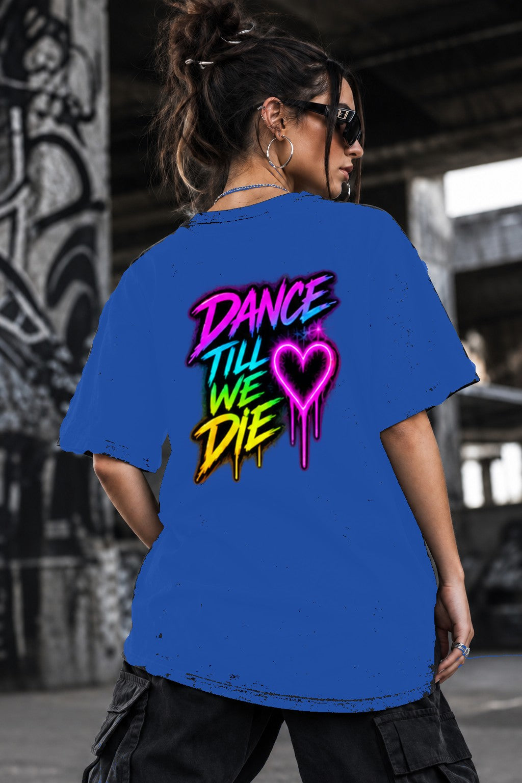 Neon Vibe Damen Oversized T-Shirt – Dance Till We Die – DTF Backprint in Blau, Größe 5XL
