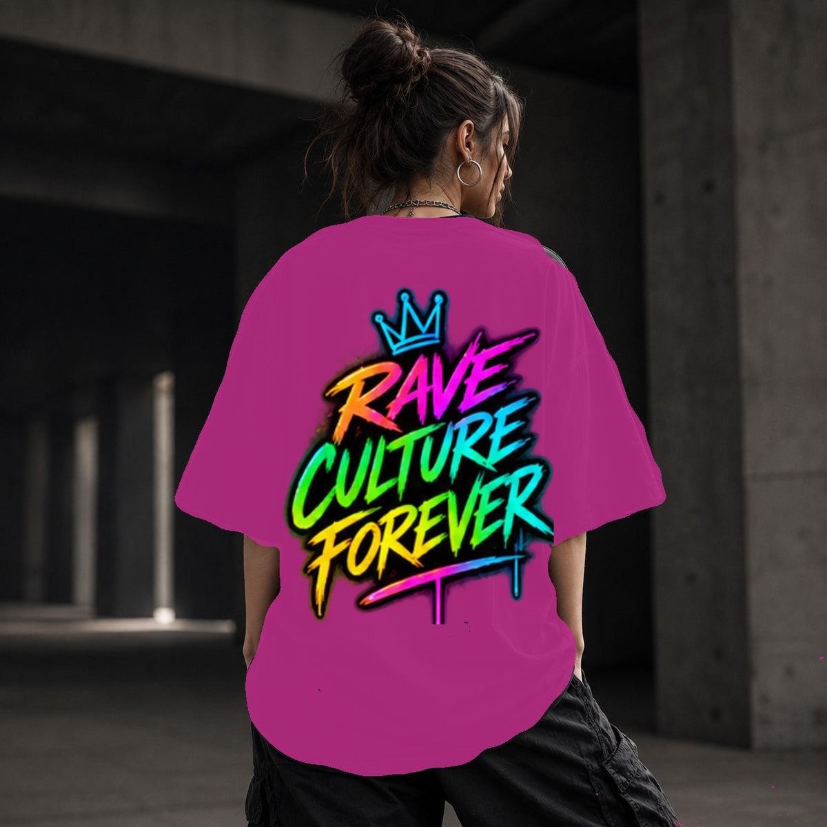 Neon Vibe Damen Oversized T-Shirt – Rave Culture Forever – DTF Backprint in Pink, Größe 5XL