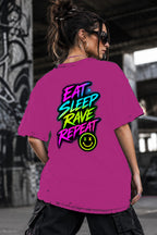 Neon Vibe Damen Oversized T-Shirt – Eat Sleep Rave Repeat – DTF Backprint in Pink, Größe 5XL