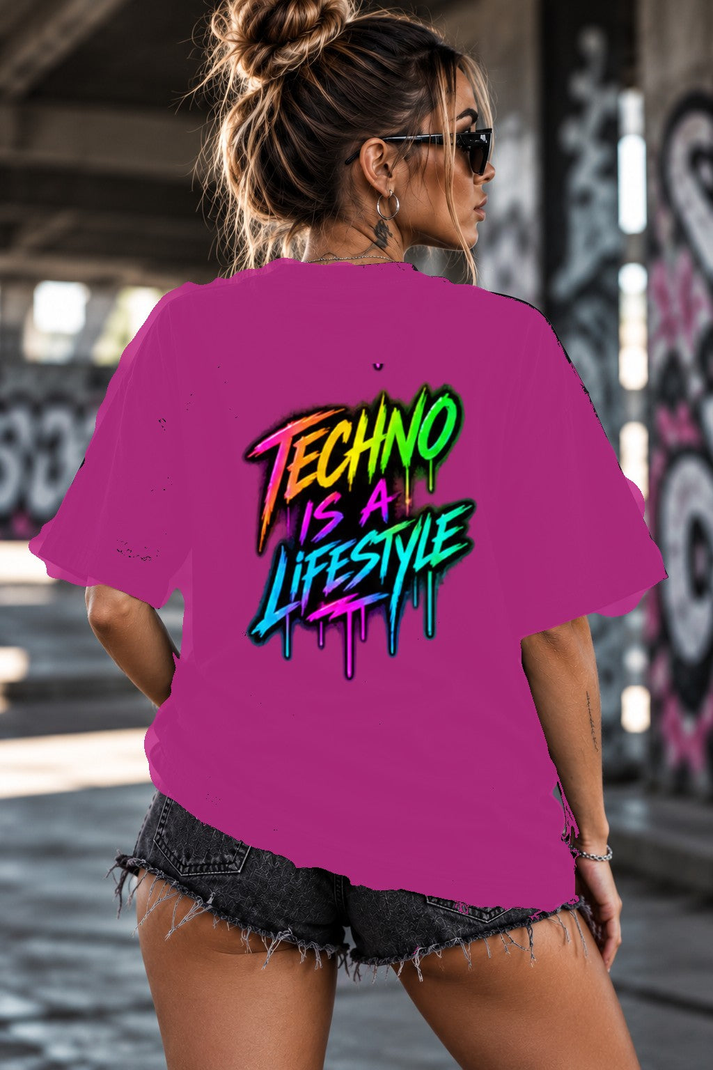 Neon Vibe Damen Oversized T-Shirt – Techno Is A Lifestyle – DTF Backprint in Pink, Größe 5XL