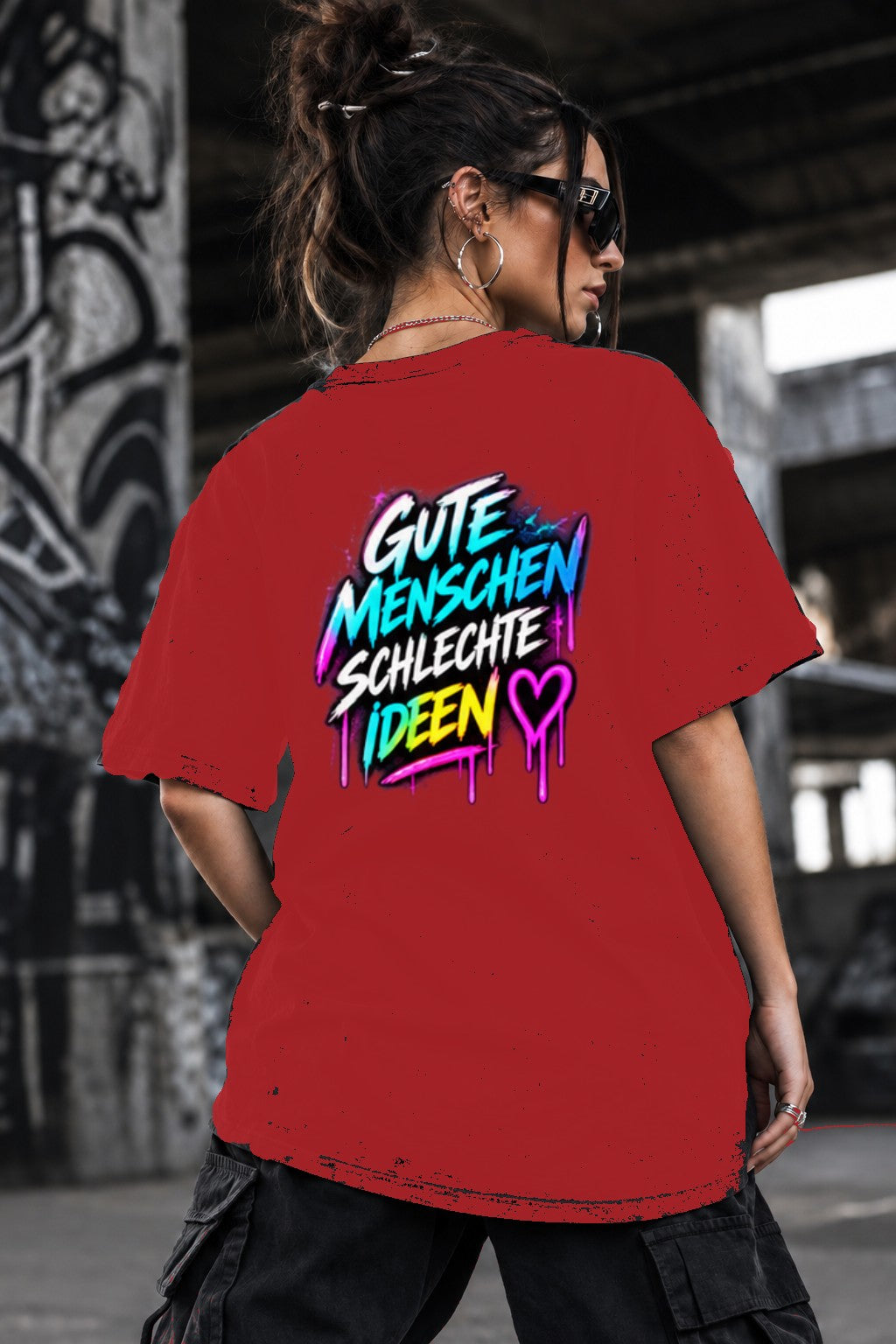 Neon Vibe Damen Oversized T-Shirt – Gute Menschen Schlechte Ideen – DTF Backprint in Rot, Größe 5XL