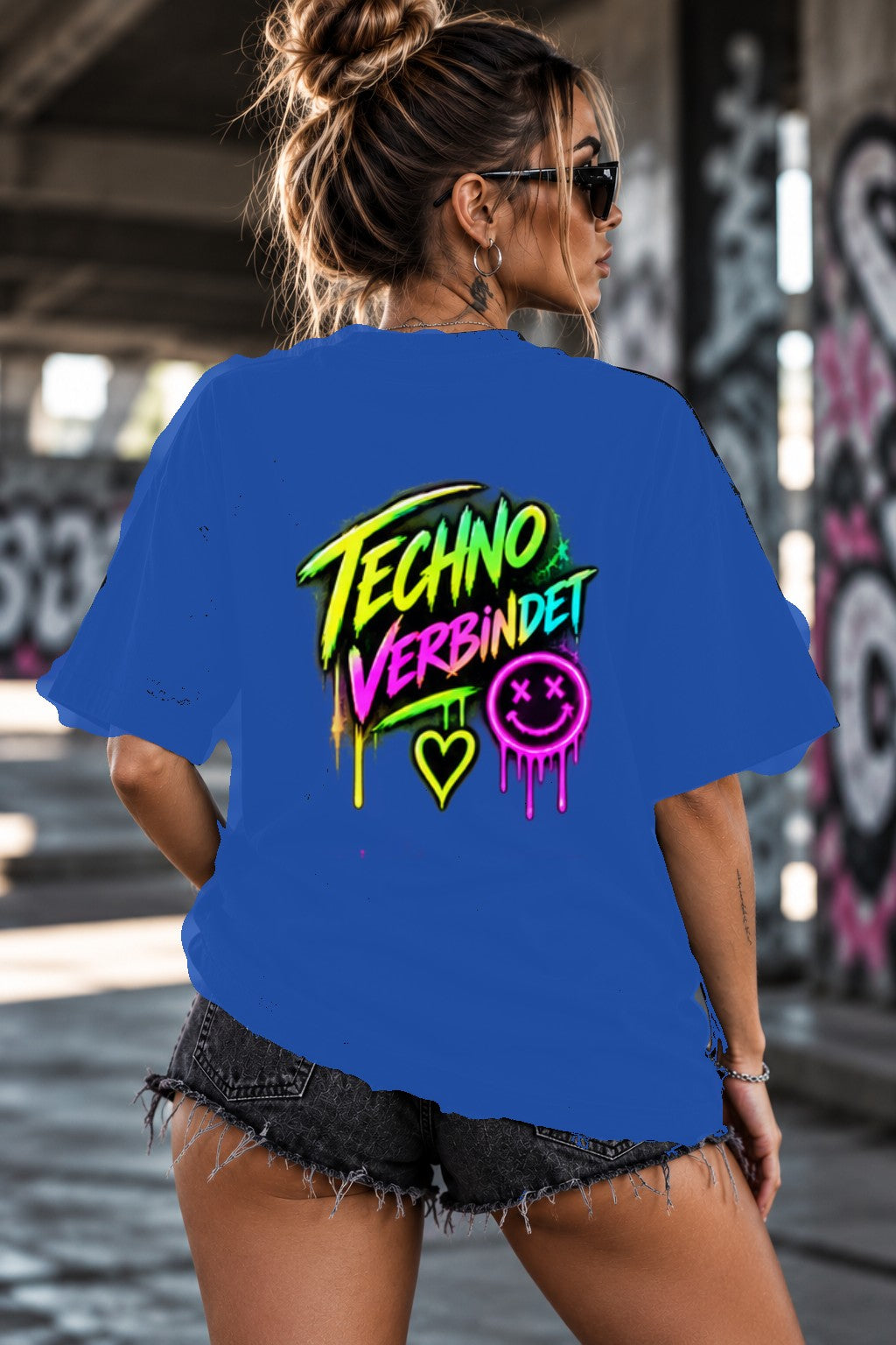 Neon Vibe Damen Oversized T-Shirt – Techno Verbindet – DTF Backprint in Blau, Größe 5XL
