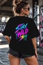 Neon Vibe Damen Oversized T-Shirt – Stay Wild – DTF Backprint in Schwarz, Größe 5XL
