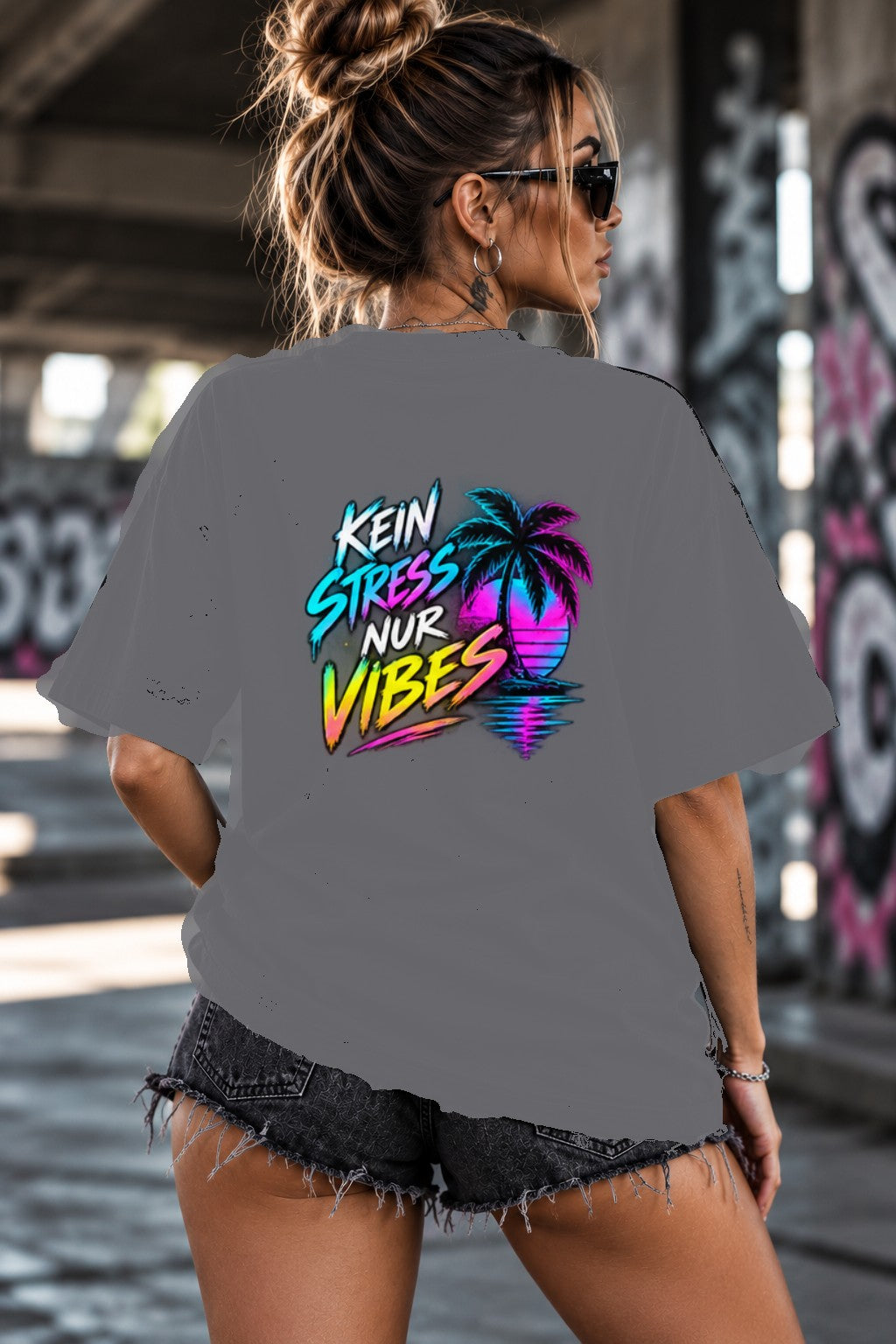 Neon Vibe Damen Oversized T-Shirt – Kein Stress nur Vibes – DTF Backprint in Grau, Größe 5XL