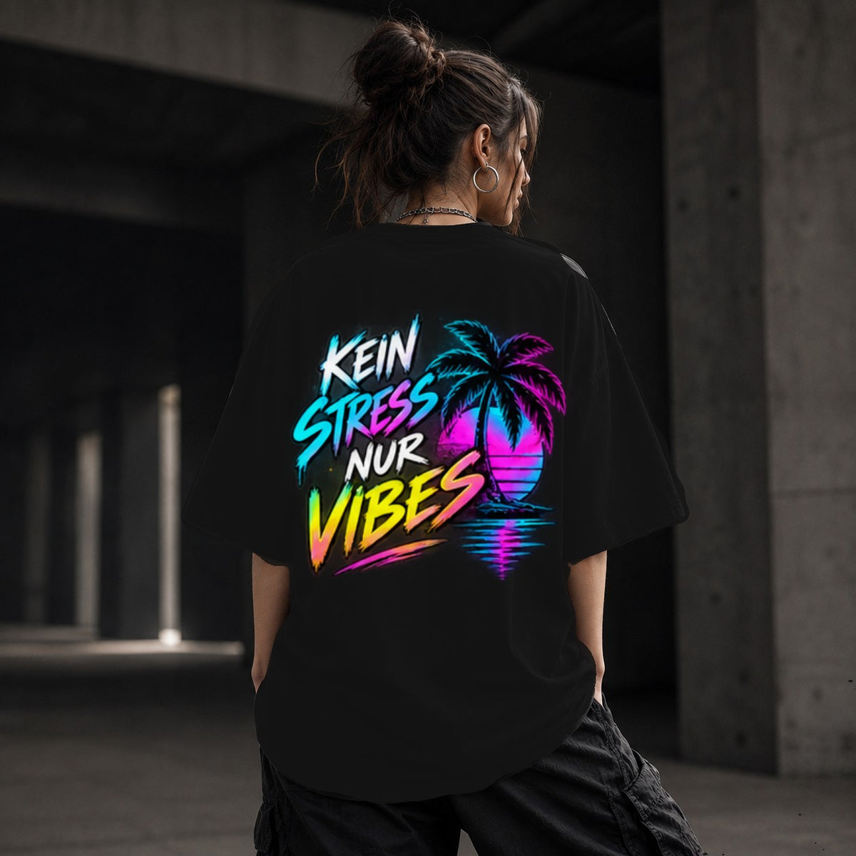 Neon Vibe Damen Oversized T-Shirt – Kein Stress nur Vibes – DTF Backprint in Schwarz, Größe 5XL
