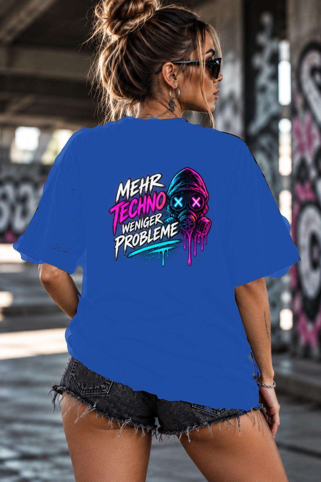 Neon Vibe Damen Oversized T-Shirt – Mehr Techno weniger Probleme – DTF Backprint in Blau, Größe 5XL
