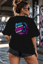 Neon Vibe Damen Oversized T-Shirt – Bass im Herzen Freiheit im Kopf – DTF Backprint in Schwarz, Größe 5XL