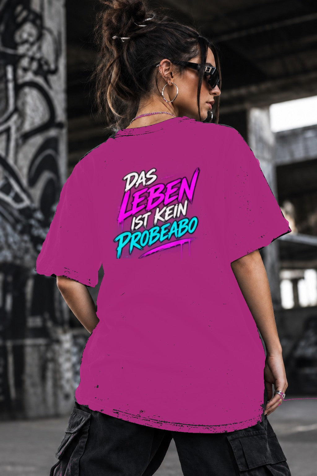 Neon Vibe Damen Oversized T-Shirt – Das Leben ist kein Probebo – DTF Backprint in Pink, Größe 5XL