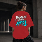 Neon Vibe Damen Oversized T-Shirt – Familie ist mein Anker – DTF Backprint in Rot, Größe 5XL