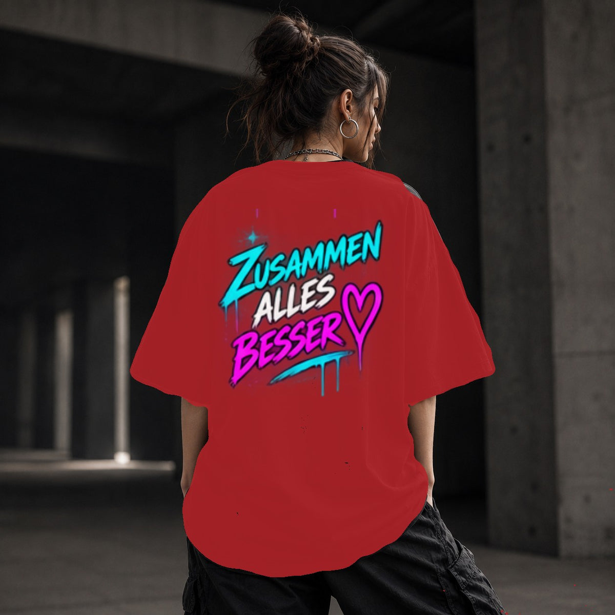Neon Vibe Damen Oversized T-Shirt – Zusammen alles besser – DTF Backprint in Rot, Größe 5XL