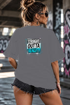 Neon Vibe Damen Oversized T-Shirt – Straight outta reality – DTF Backprint in Grau, Größe 5XL