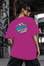 Neon Vibe Damen Oversized T-Shirt – Grenzen gibt es nur im Kopf – DTF Backprint in Pink, Größe 5XL