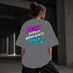 Neon Vibe Damen Oversized T-Shirt – Musik spricht wenn Worte fehlen – DTF Backprint in Grau, Größe 5XL