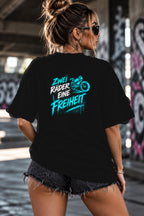 Neon Vibe Damen Oversized T-Shirt – Zwei Räder eine Freiheit – DTF Backprint in Schwarz, Größe 5XL