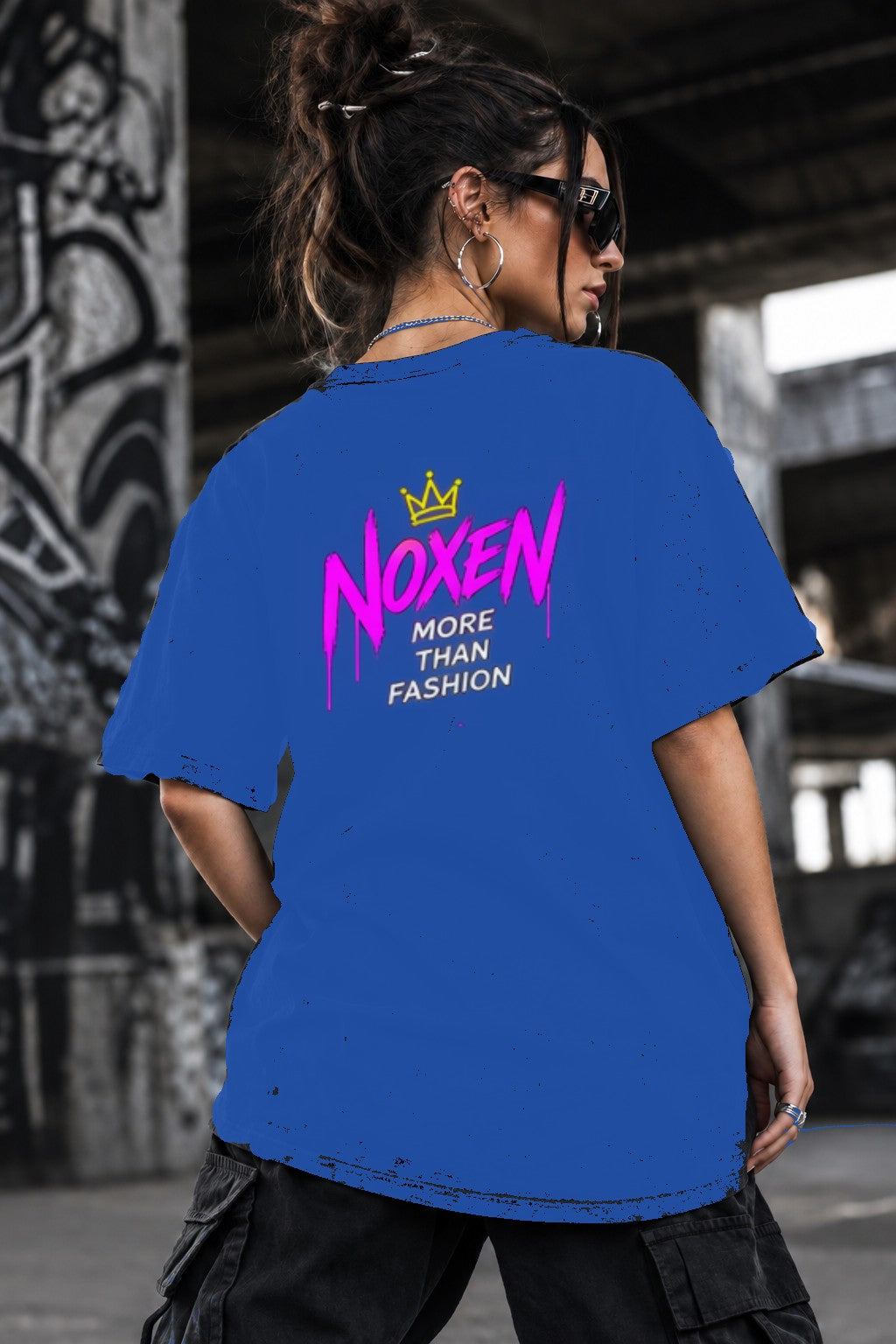 Neon Vibe Damen Oversized T-Shirt – Noxen More Than Fashion – DTF Backprint in Blau, Größe 5XL