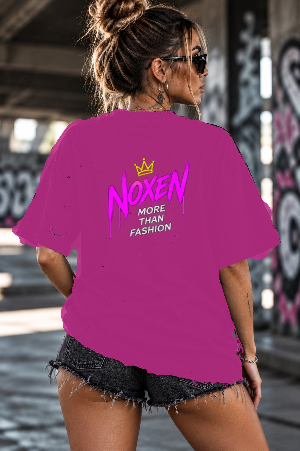 Neon Vibe Damen Oversized T-Shirt – Noxen More Than Fashion – DTF Backprint in Pink, Größe 5XL