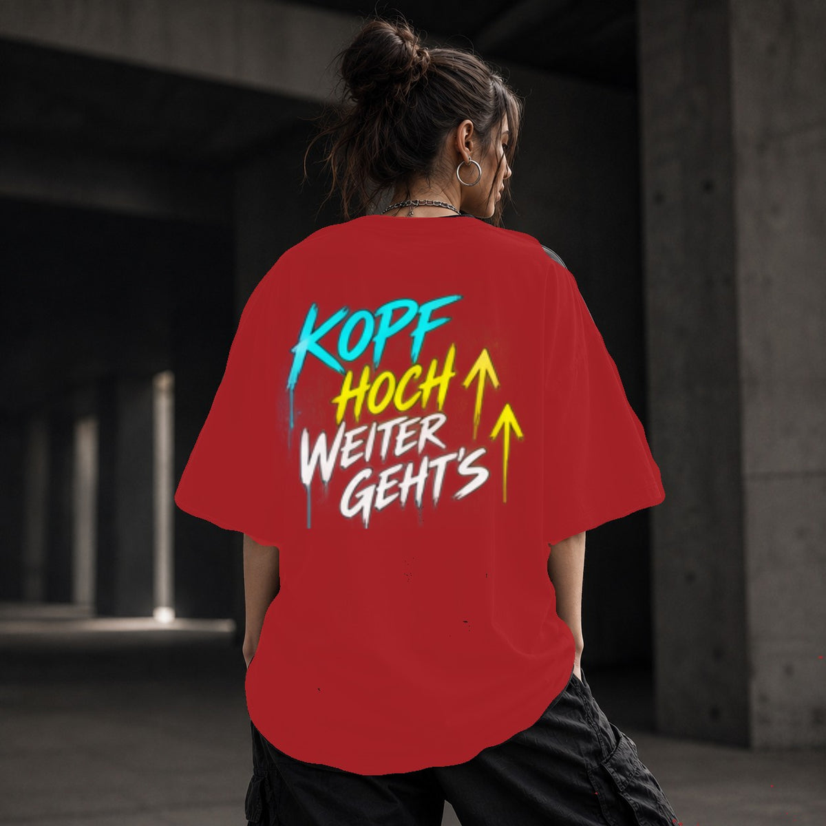 Neon Vibe Damen Oversized T-Shirt – Kopf hoch weiter gehts – DTF Backprint in Rot, Größe 5XL