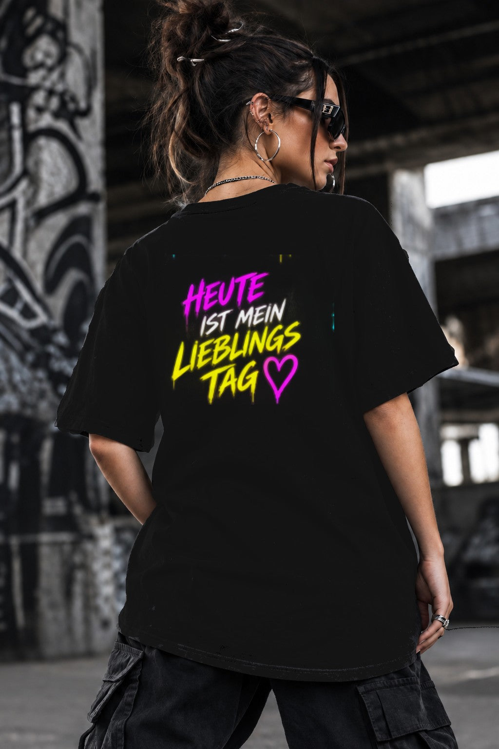 Neon Vibe Damen Oversized T-Shirt – Heute ist mein Lieblingstag – DTF Backprint in Schwarz, Größe 5XL