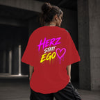 Neon Vibe Damen Oversized T-Shirt – Herz statt Ego – DTF Backprint in Rot, Größe 5XL