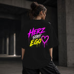 Neon Vibe Damen Oversized T-Shirt – Herz statt Ego – DTF Backprint in Schwarz, Größe 5XL