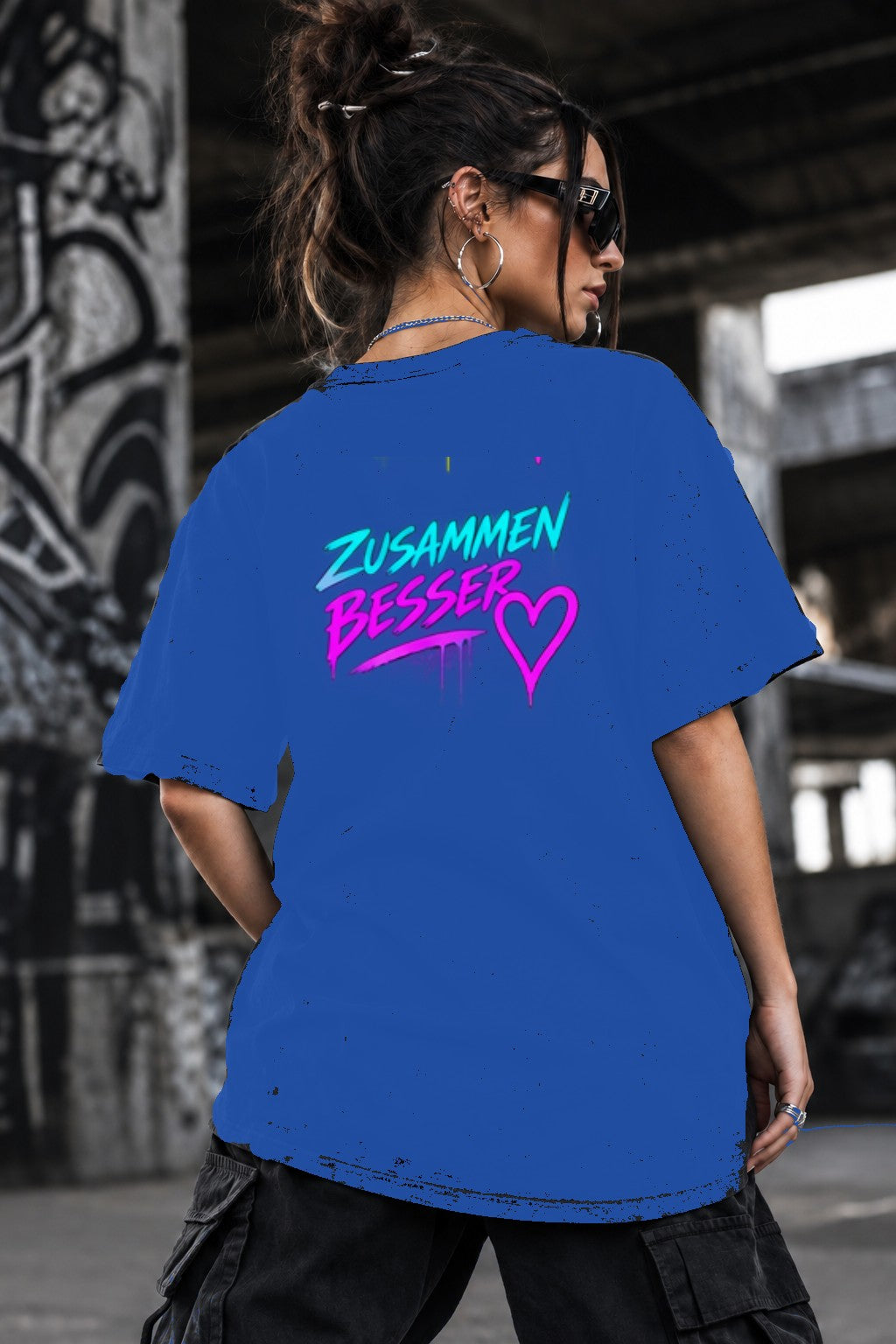 Neon Vibe Damen Oversized T-Shirt – Zusammen besser – DTF Backprint in Blau, Größe 5XL