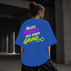 Neon Vibe Damen Oversized T-Shirt – Alles passiert aus einem Grund – DTF Backprint in Blau, Größe 5XL