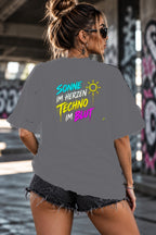 Neon Vibe Damen Oversized T-Shirt – Sonne im Herzen Techno im Blut – DTF Backprint in Grau, Größe 5XL
